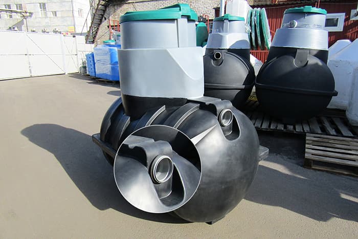 Емкость U1250 с выходом фото 3